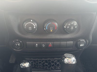 2018 Jeep Wrangler JK Unlimited Golden Eagle 4x4