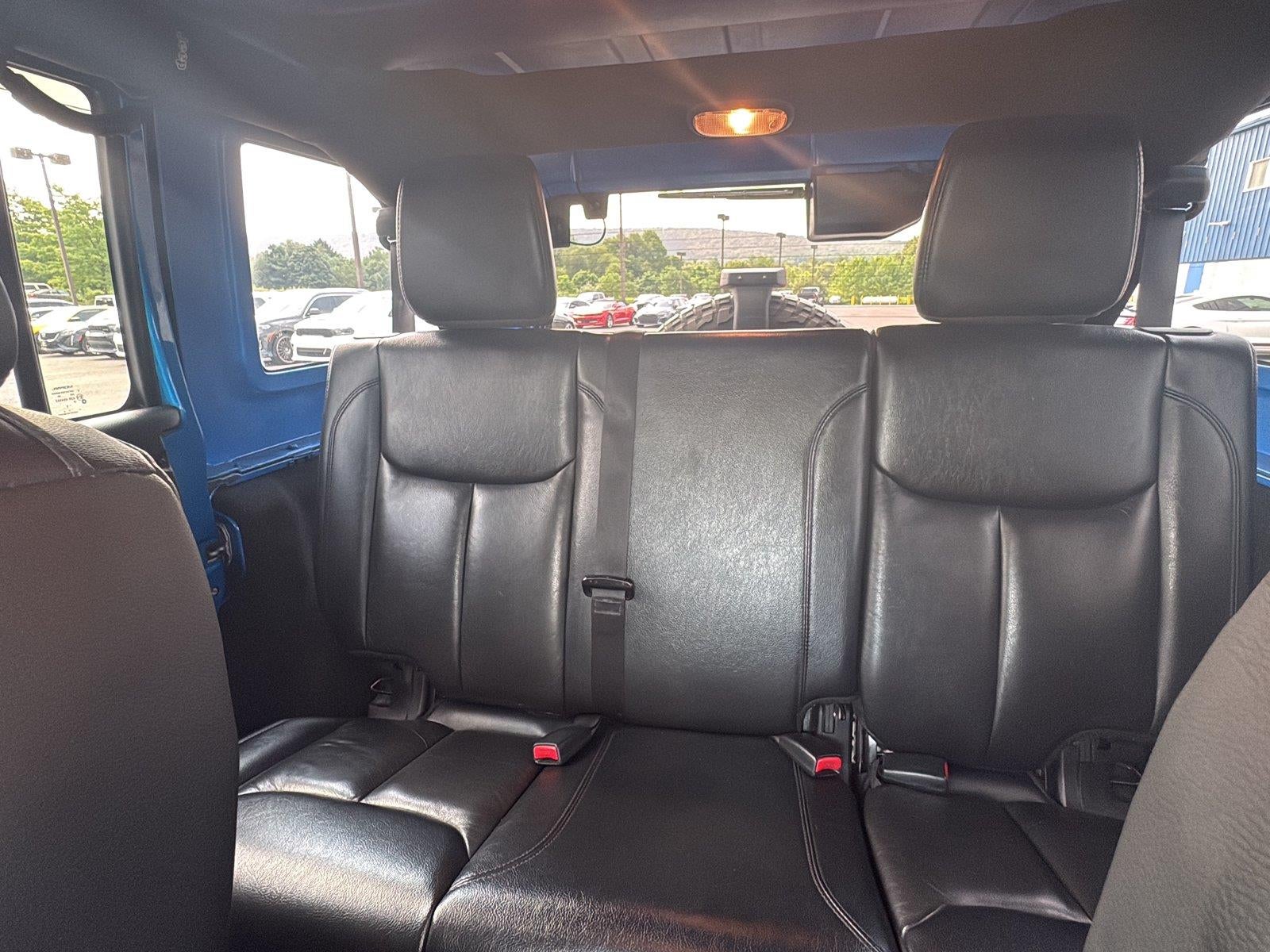 2014 Jeep Wrangler Unlimited Altitude