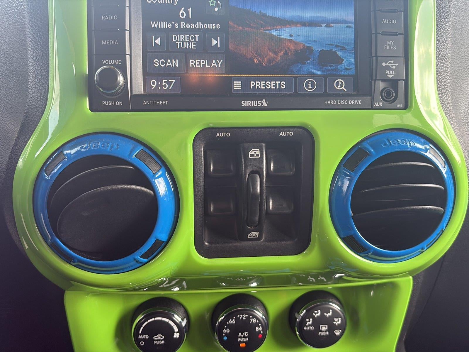 2014 Jeep Wrangler Unlimited Altitude