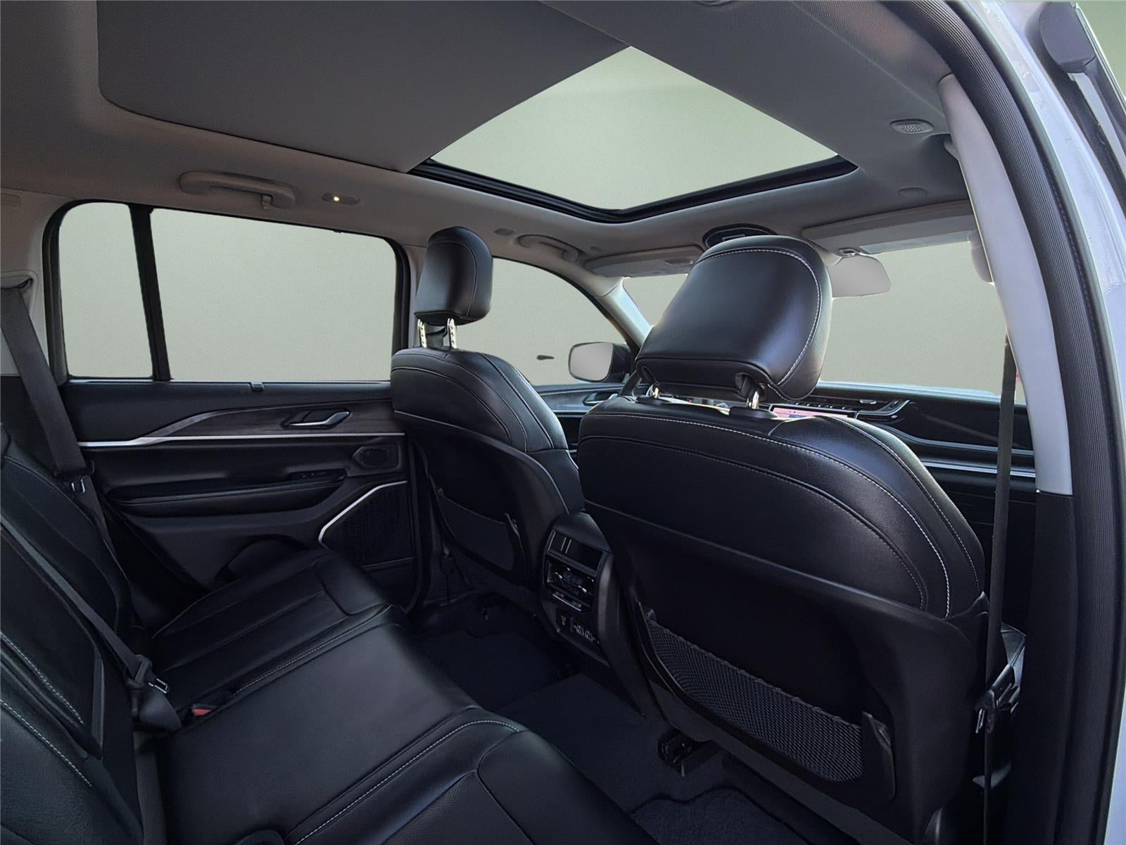 2023 Jeep Grand Cherokee 4xe 30th Anniversary