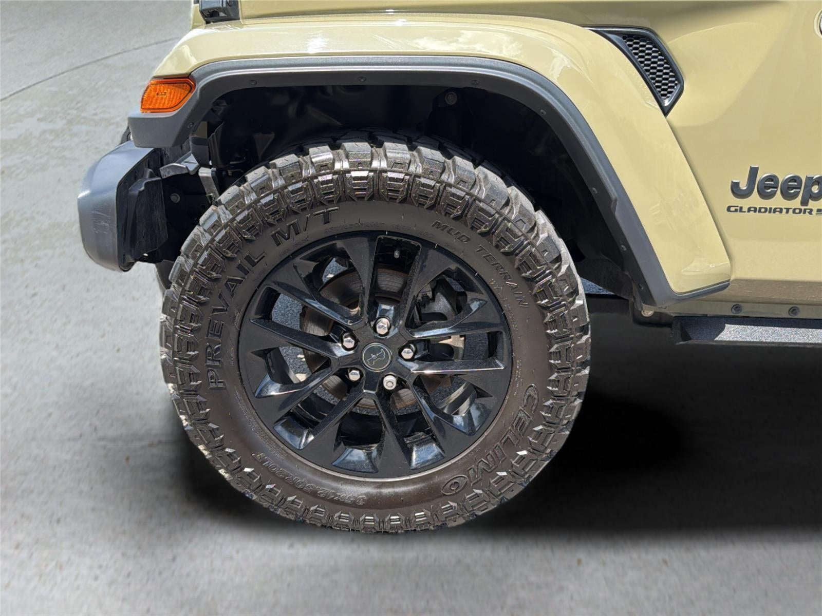 2025 Jeep Gladiator Nighthawk