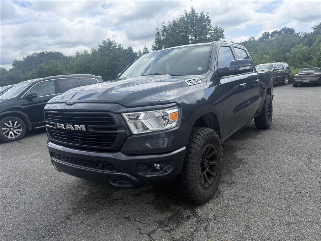 2020 RAM 1500 Big Horn Crew Cab 4x4 5'7" Box