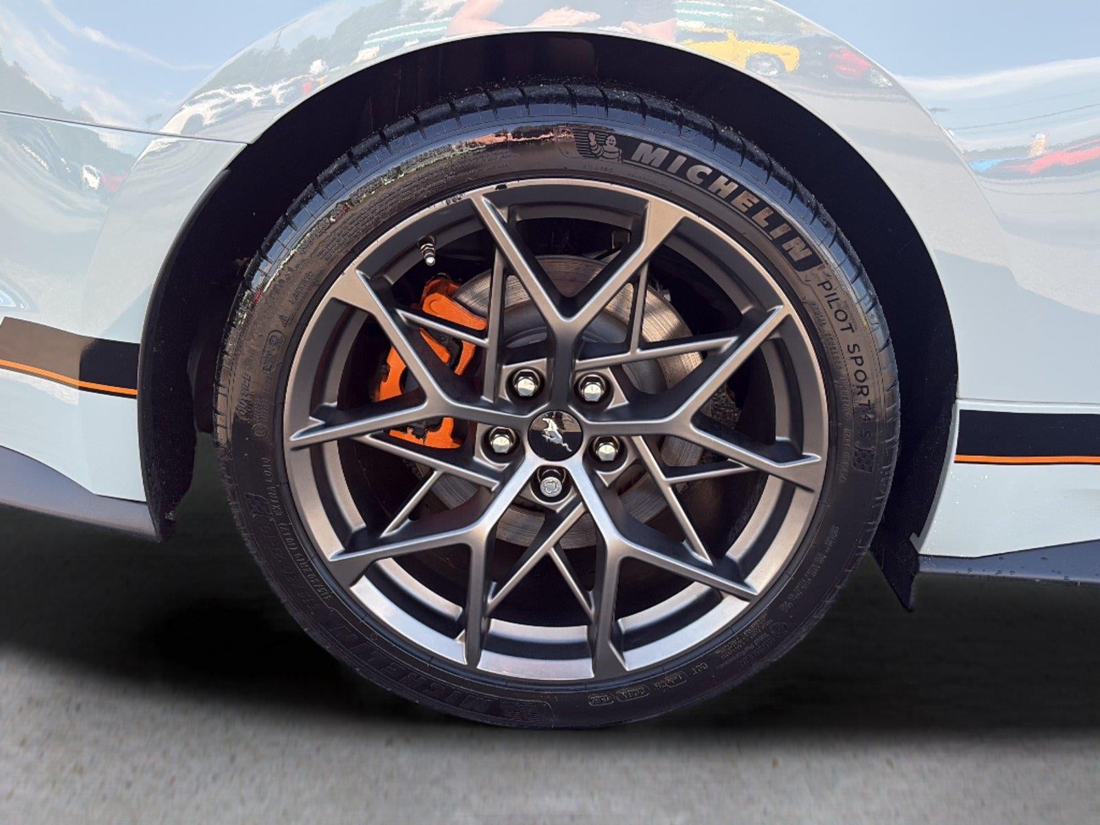 2022 Ford Mustang Mach 1