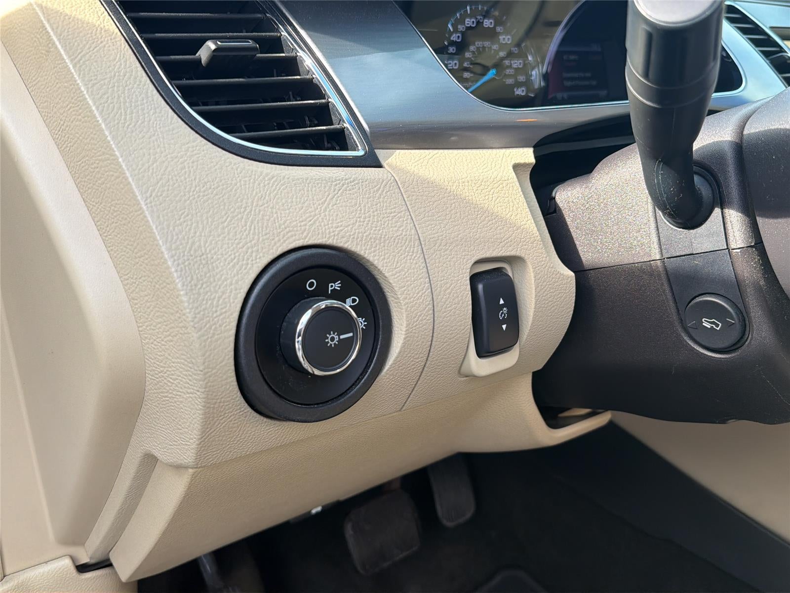 2014 Ford Taurus SEL