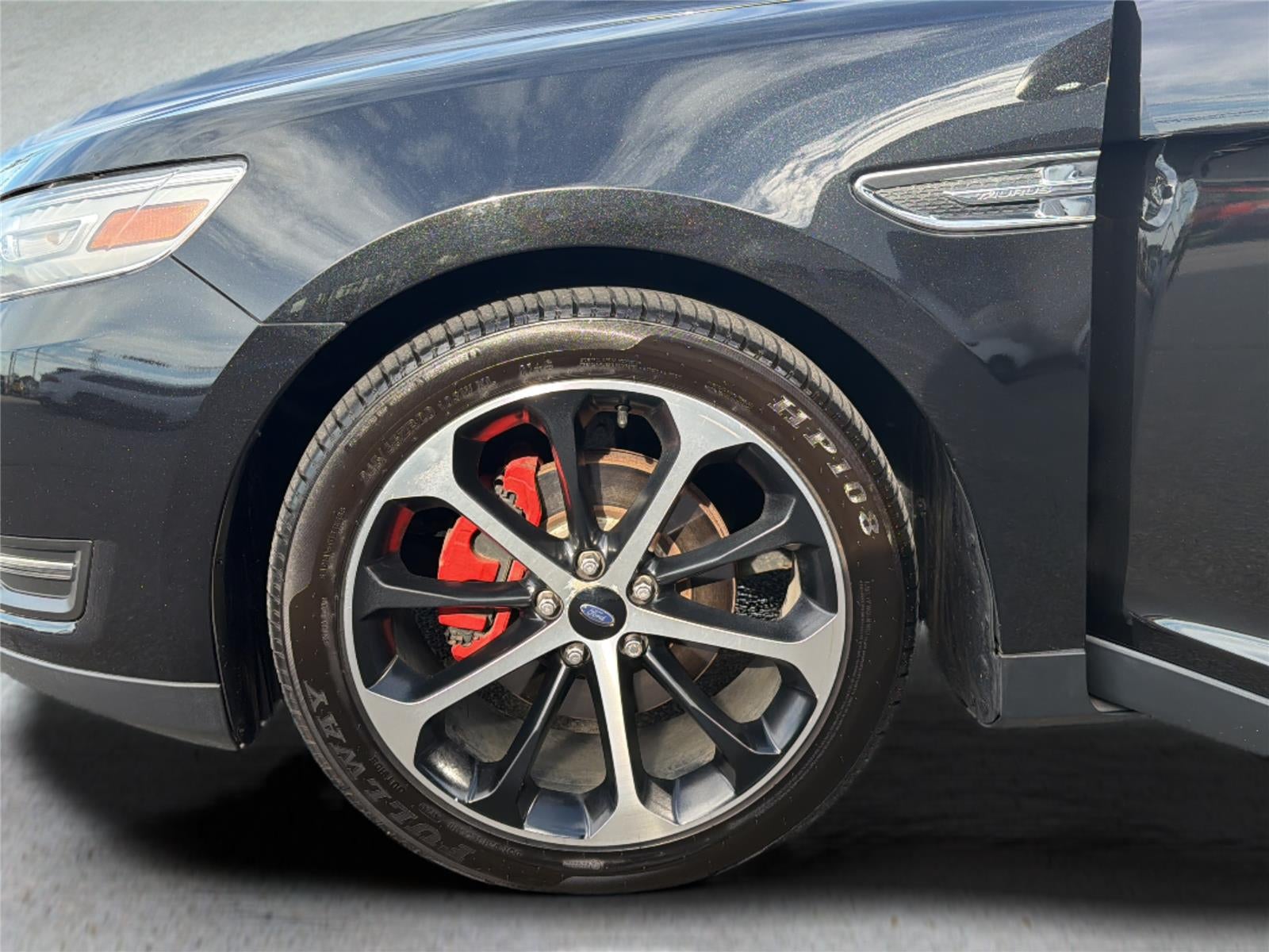 2014 Ford Taurus SEL