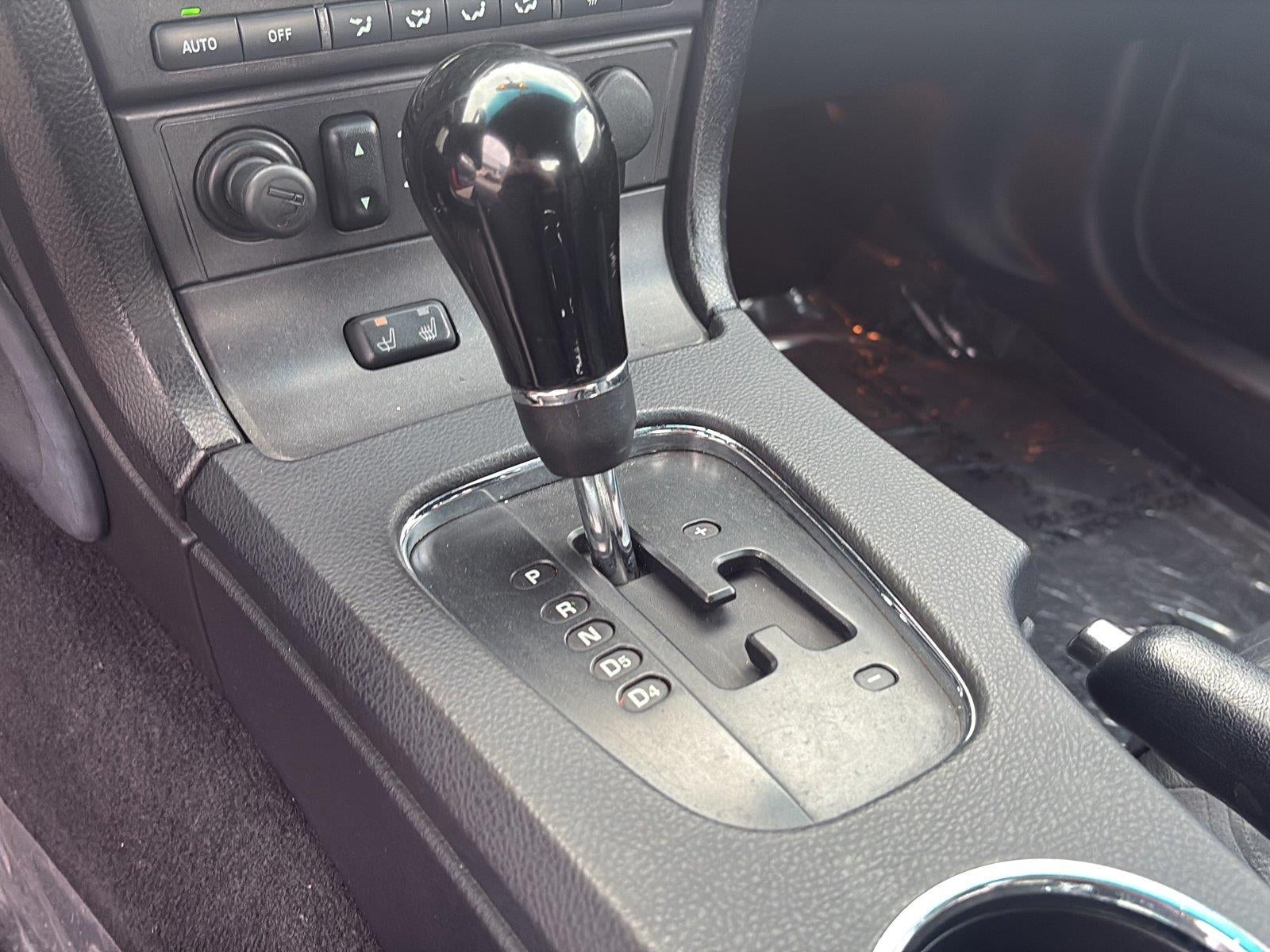 2003 Ford Thunderbird Deluxe