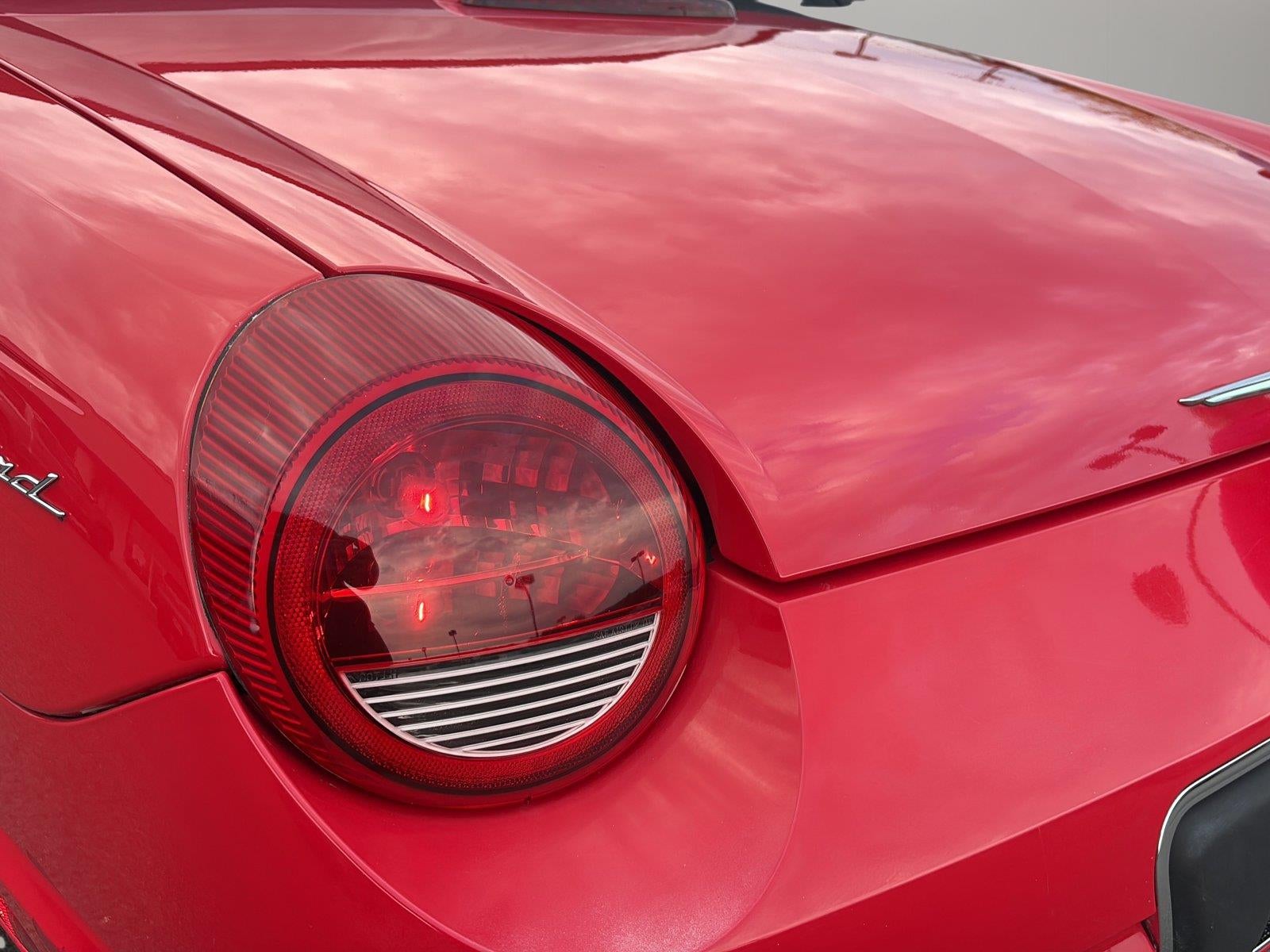 2003 Ford Thunderbird Deluxe