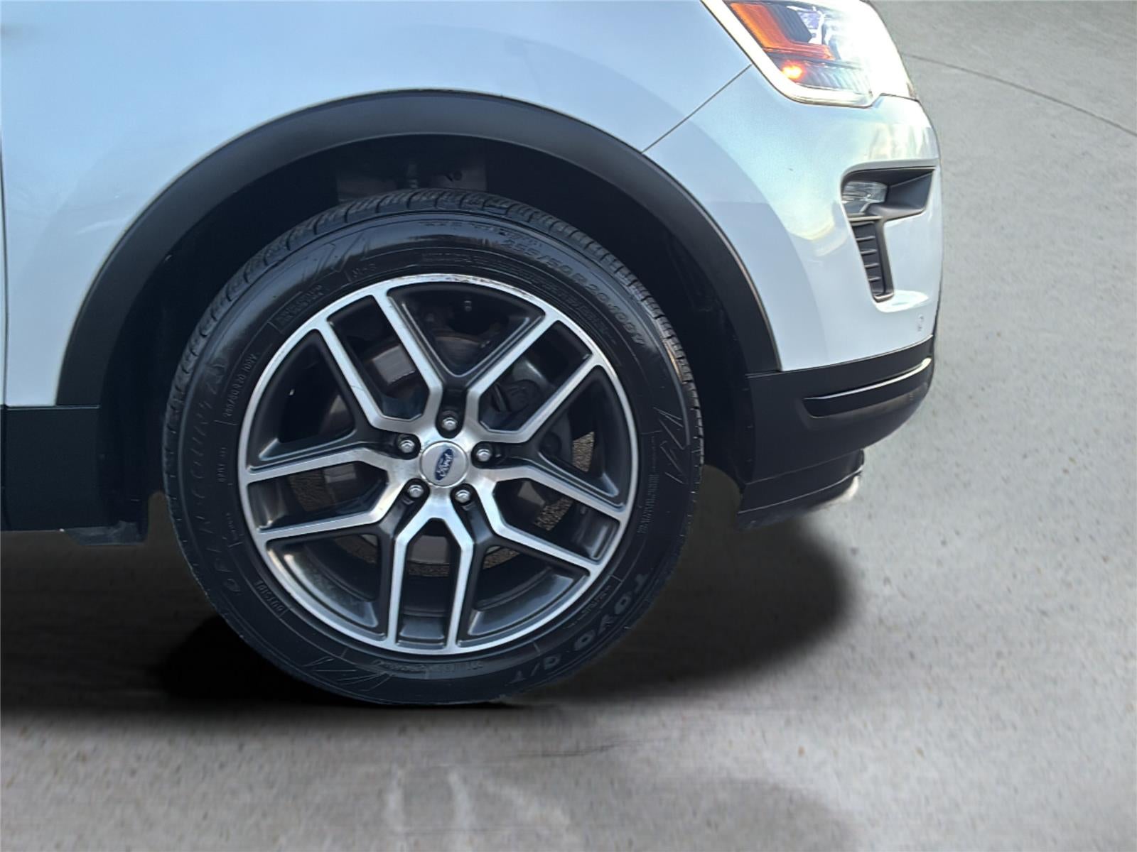 2019 Ford Explorer Sport