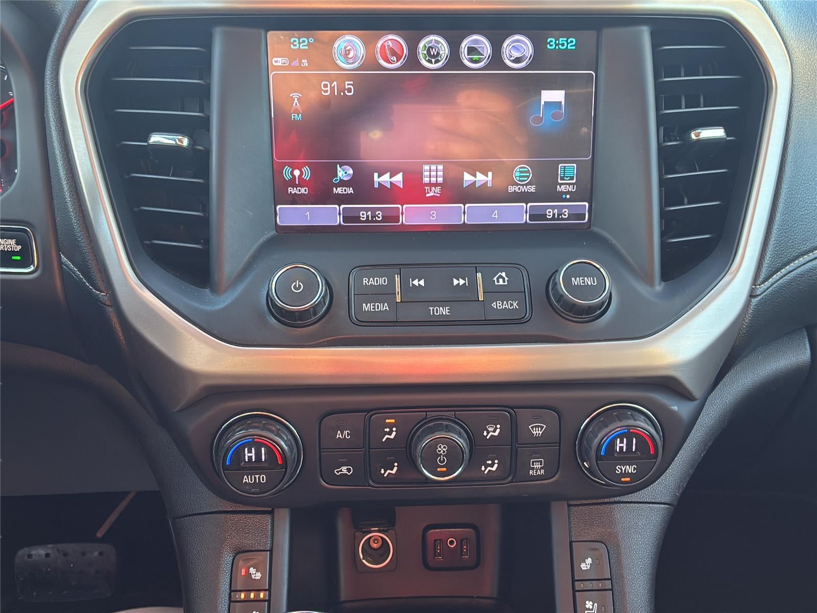 2017 GMC Acadia Denali