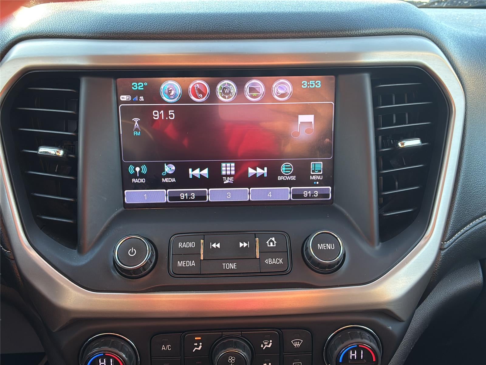 2017 GMC Acadia Denali