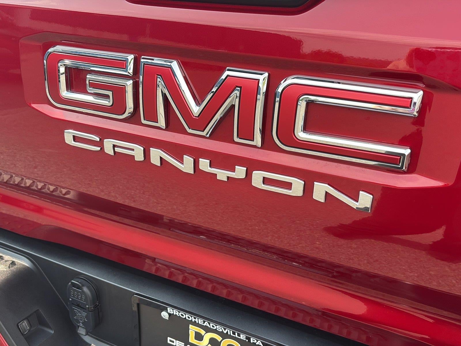 2026 GMC Canyon Elevation