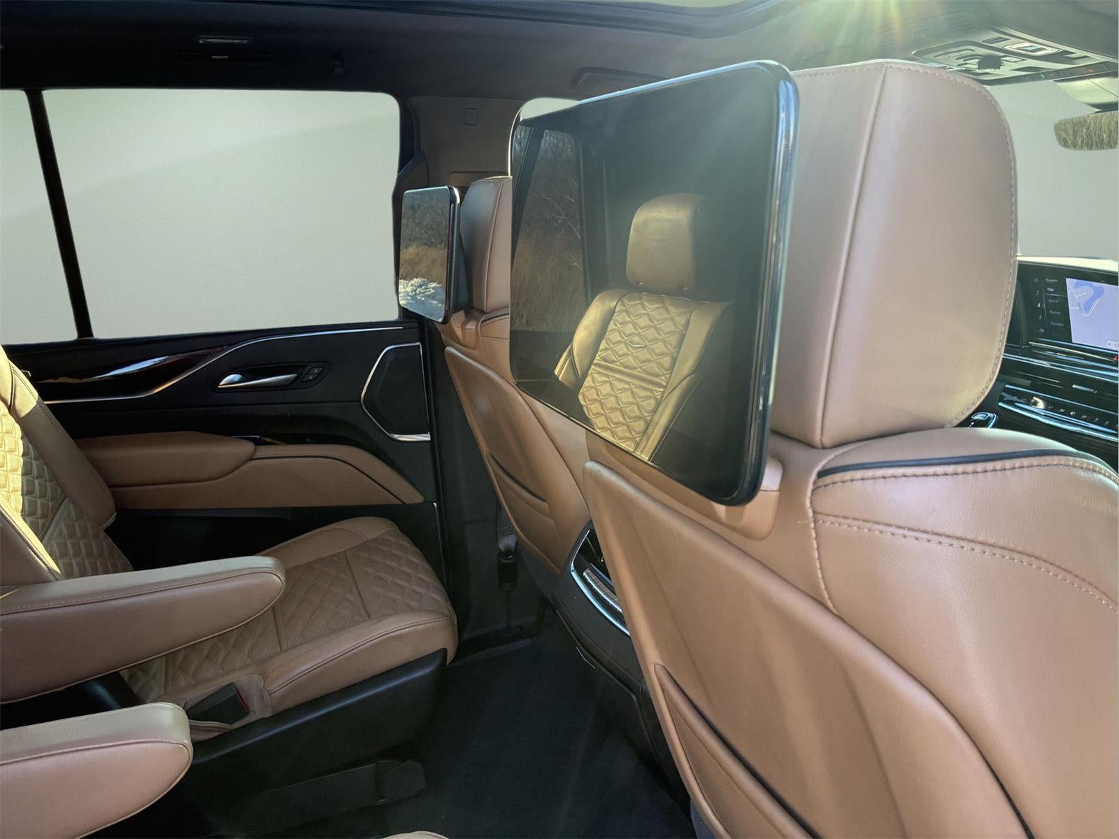 2023 Cadillac Escalade Sport