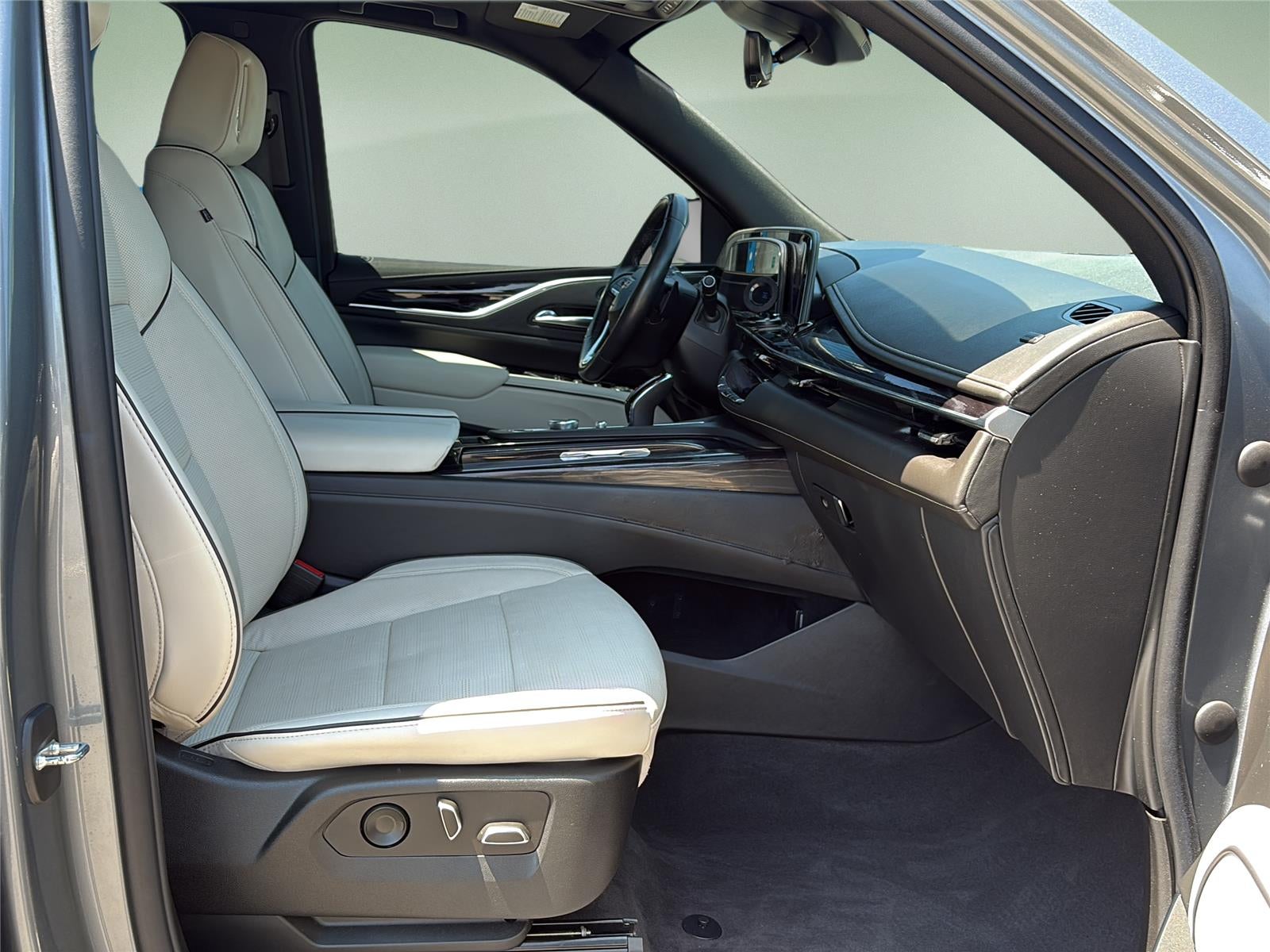 2022 Cadillac Escalade ESV Sport