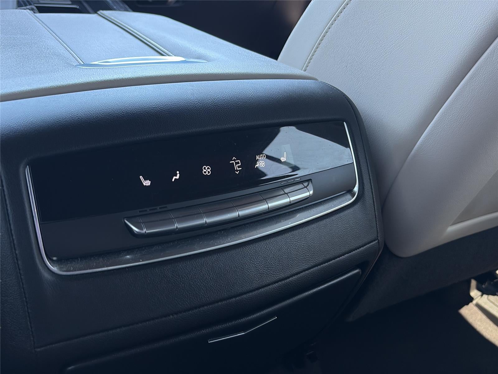 2022 Cadillac Escalade ESV Sport