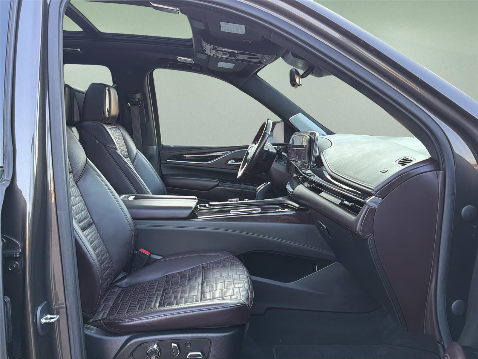 2021 Cadillac Escalade ESV Sport Platinum