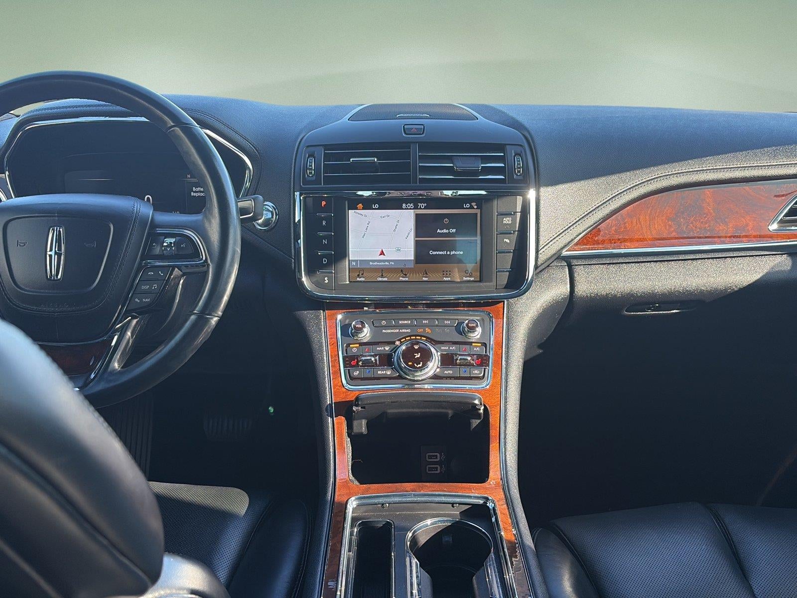 2017 Lincoln Continental Select