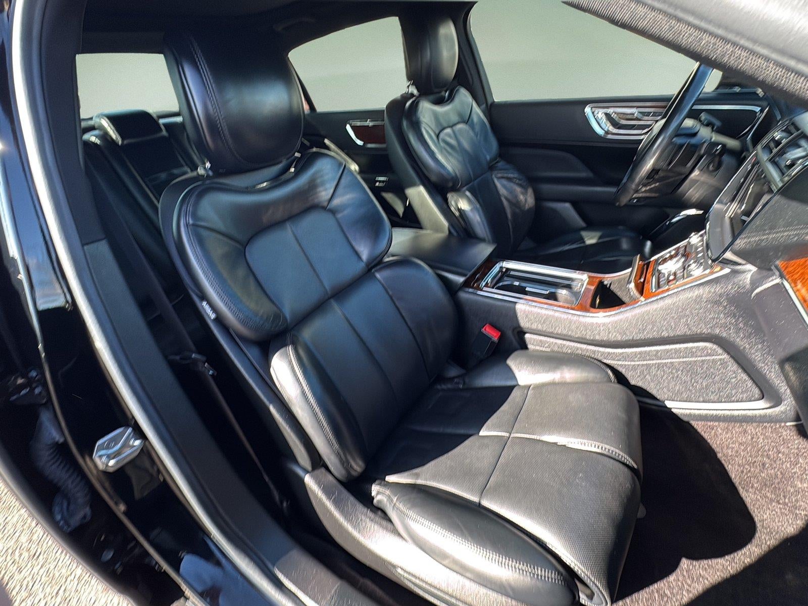 2017 Lincoln Continental Select