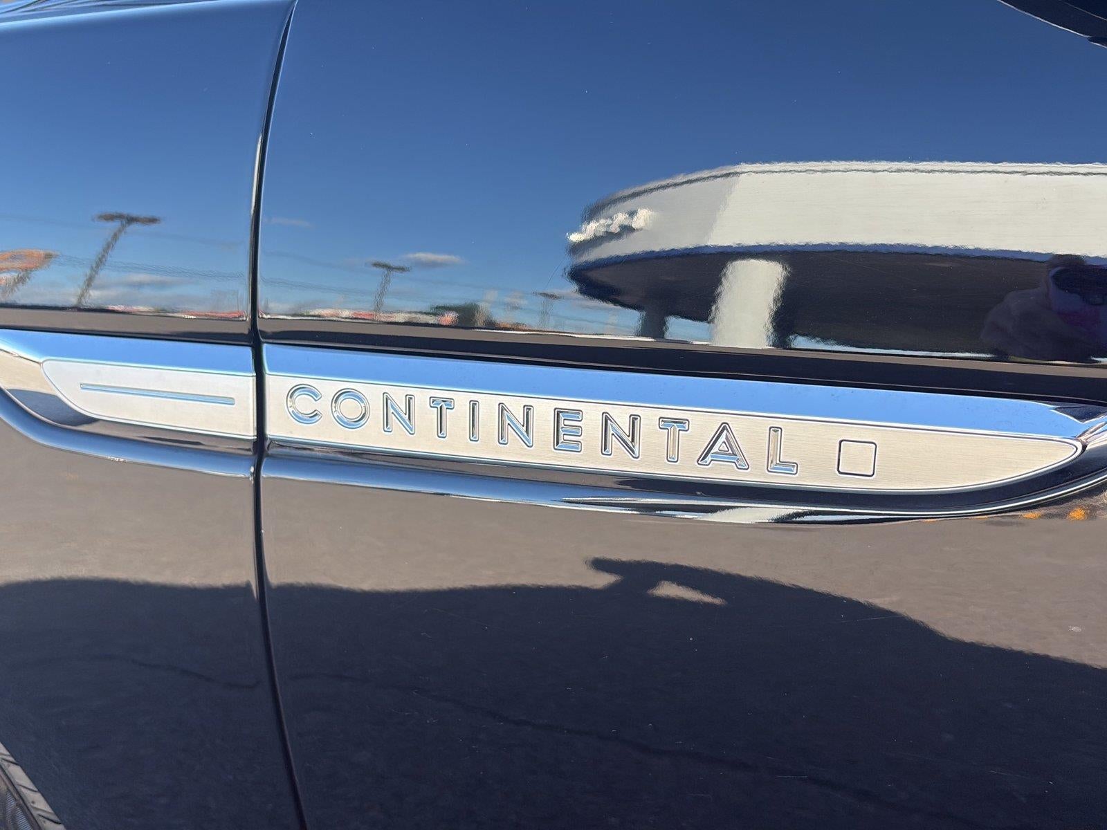 2017 Lincoln Continental Select