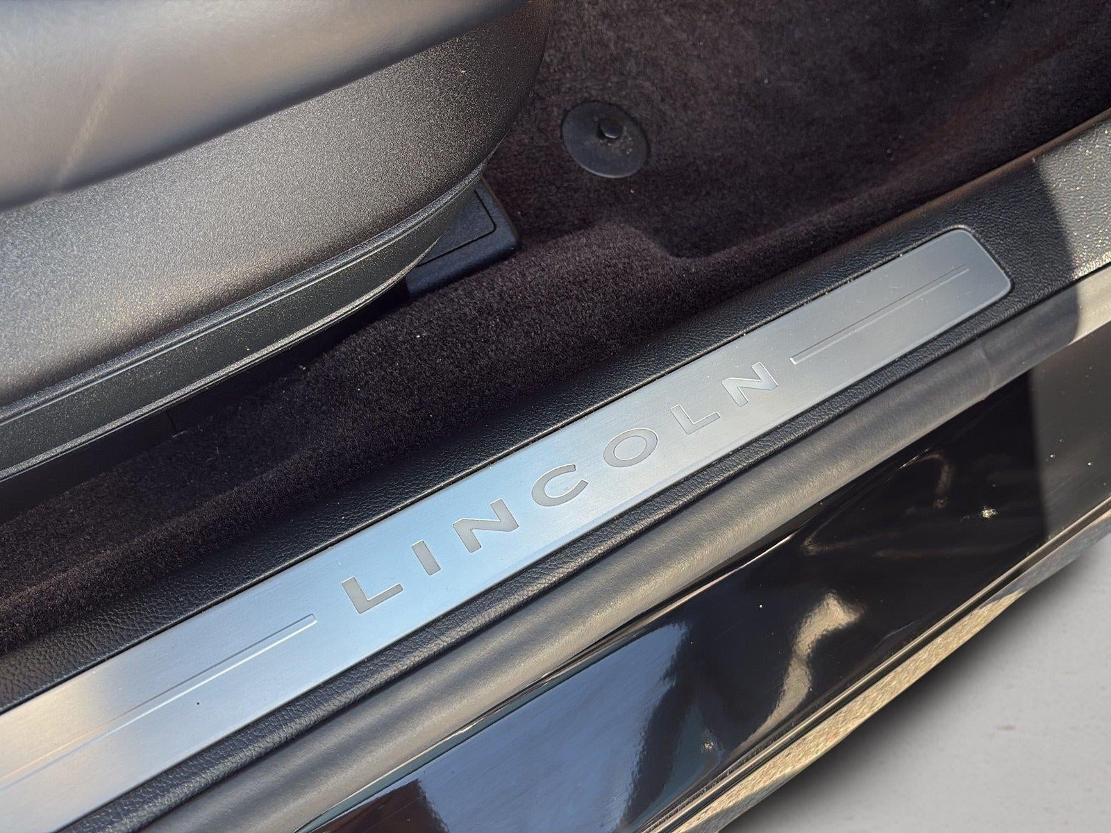 2017 Lincoln Continental Select
