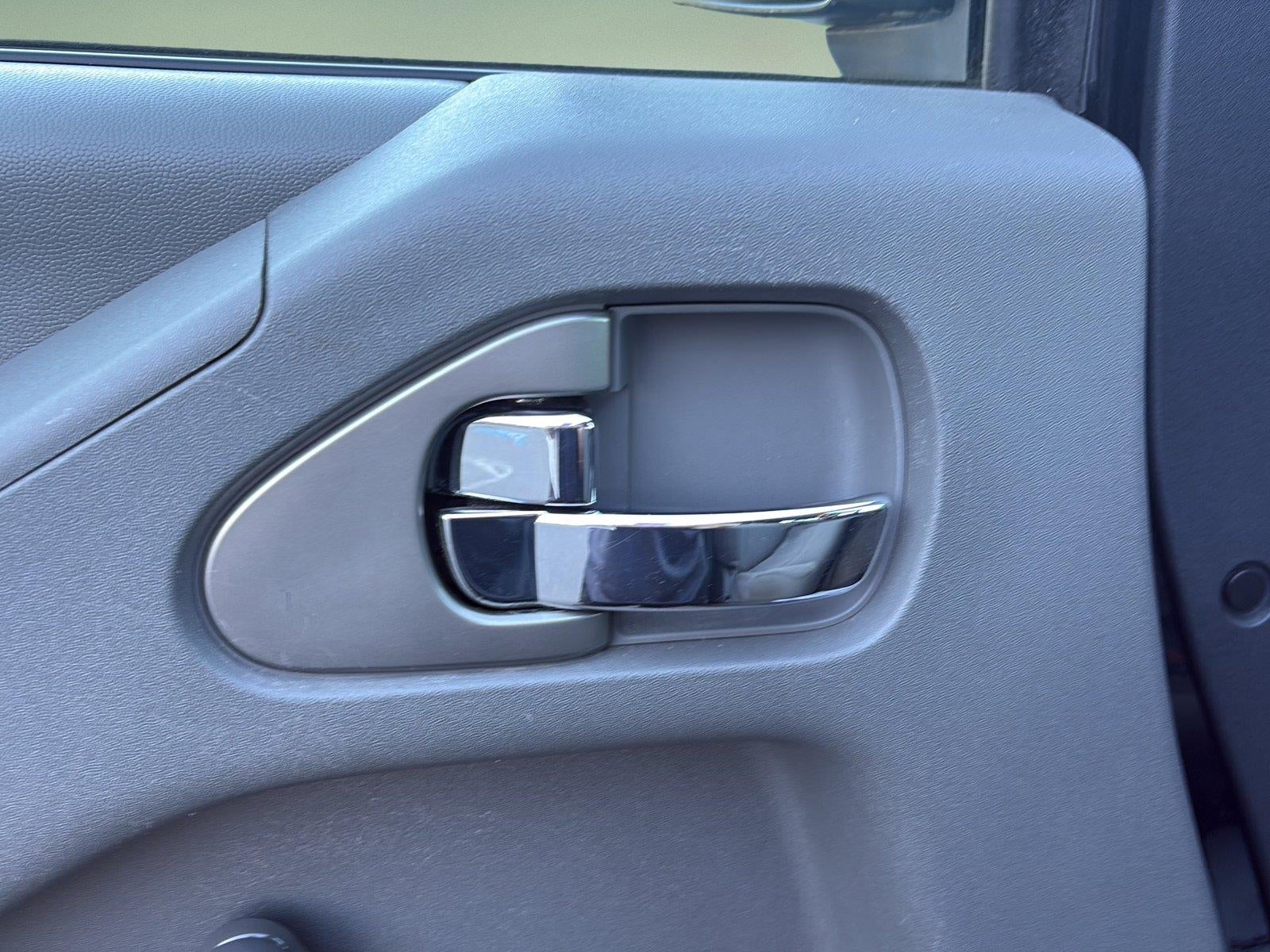 2017 Nissan Frontier S