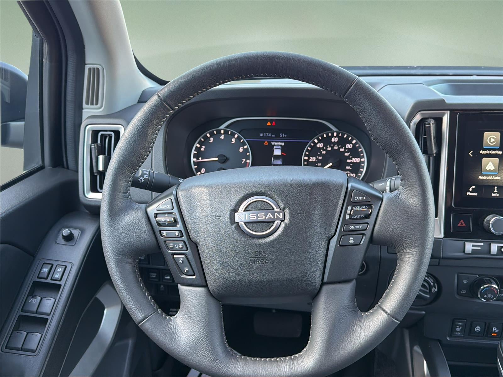 2025 Nissan Frontier SV