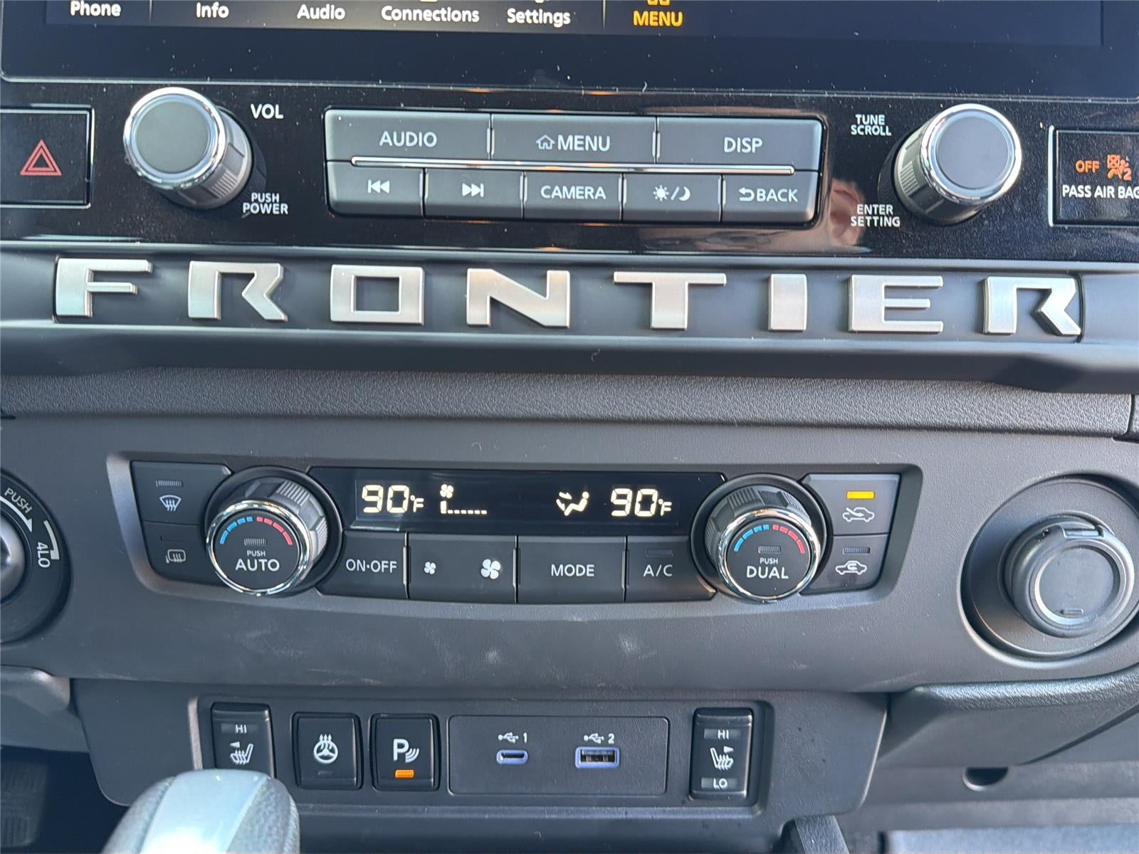 2025 Nissan Frontier SV