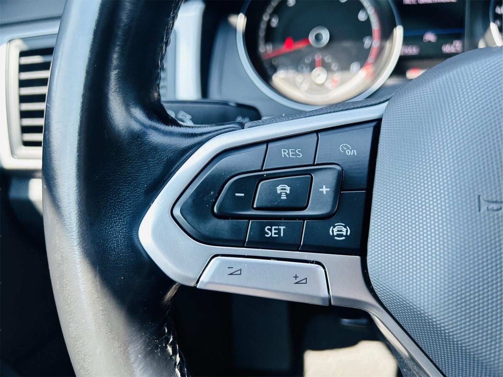 2021 Volkswagen Atlas 2.0T SE w/Technology