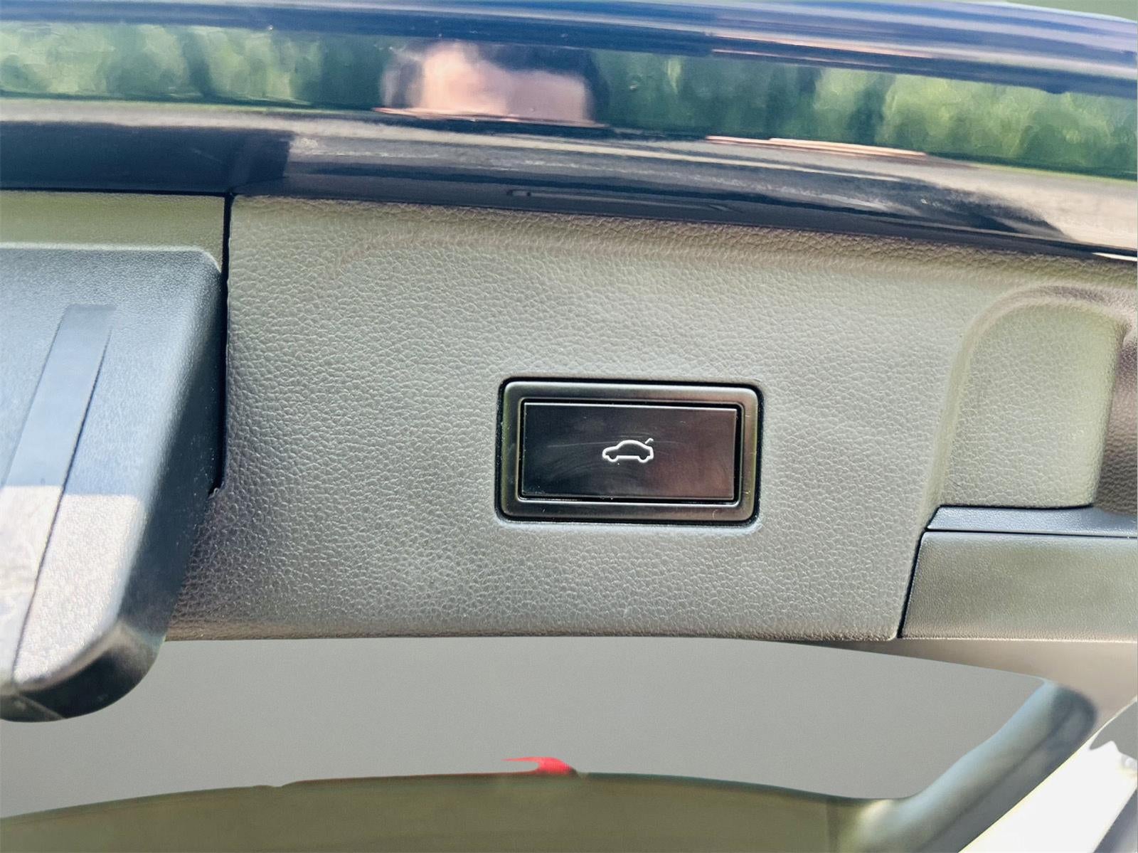 2021 Volkswagen Atlas 2.0T SE w/Technology