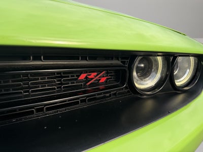 2015 Dodge Challenger R/T Shaker