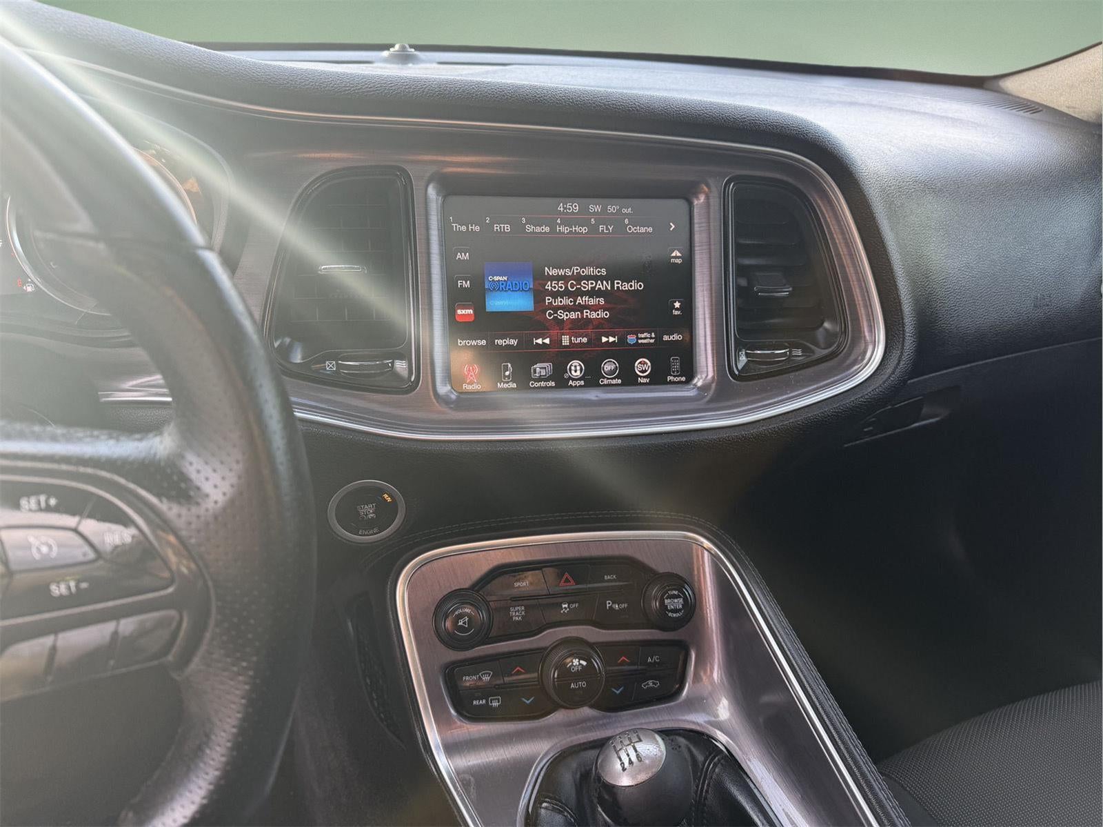 2015 Dodge Challenger R/T Shaker