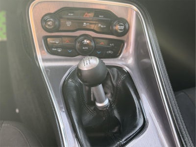 2015 Dodge Challenger R/T Shaker