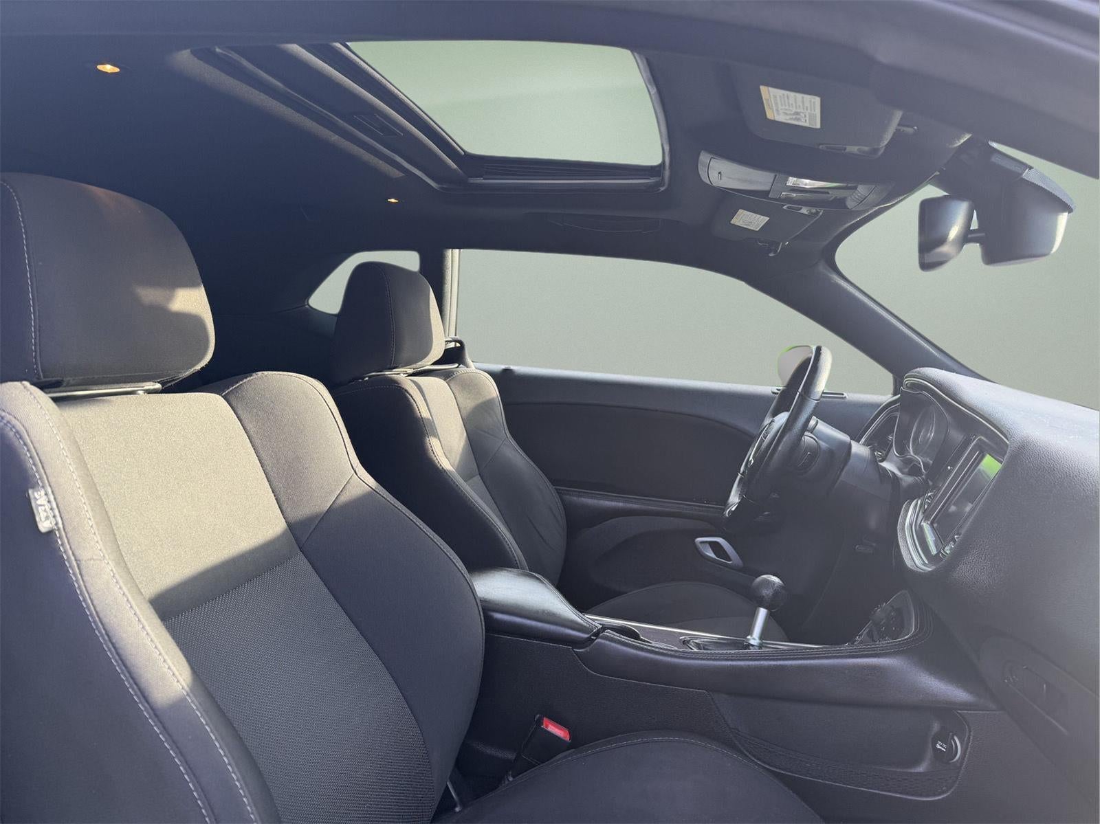 2015 Dodge Challenger R/T Shaker