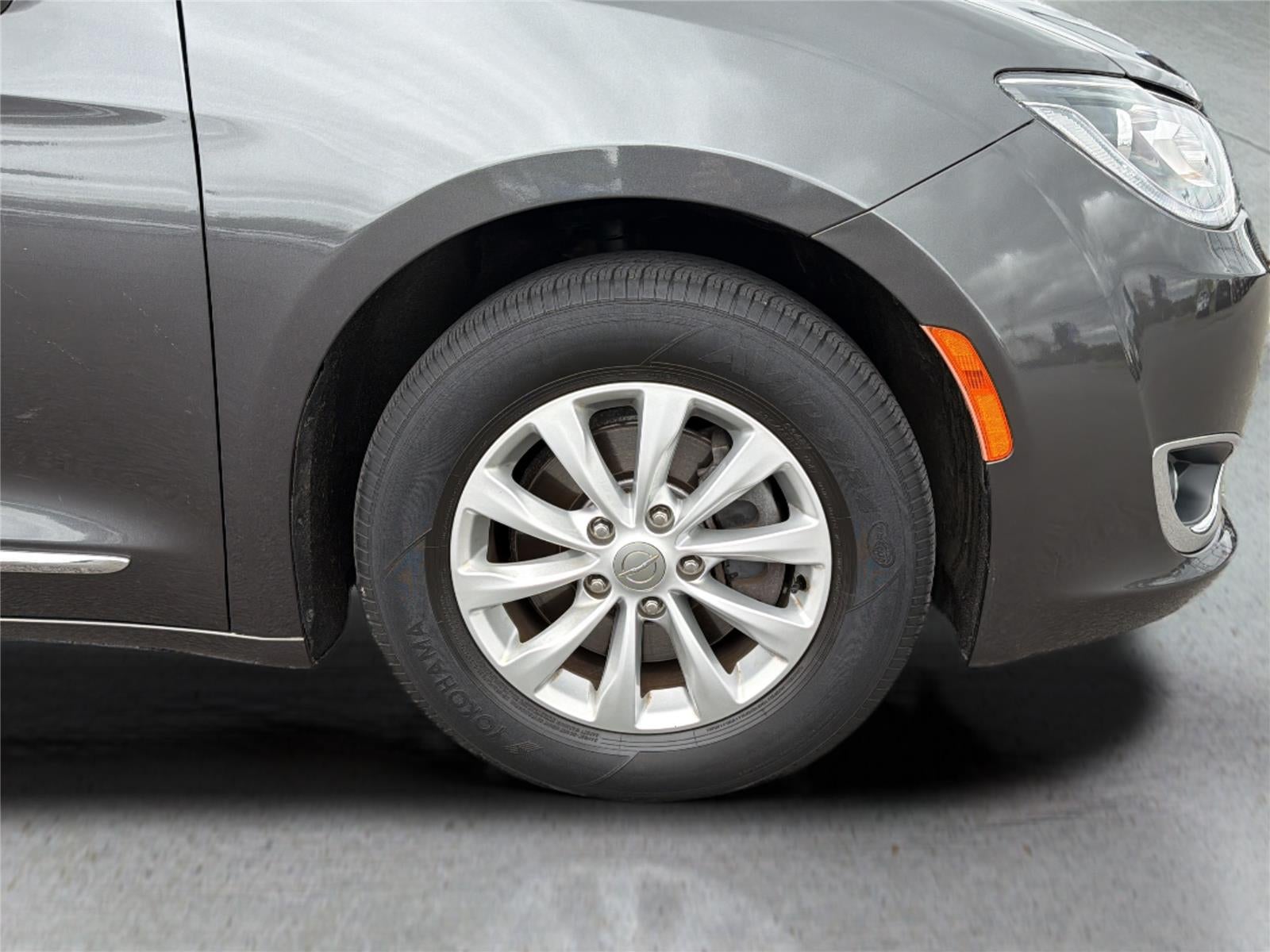 2019 Chrysler Pacifica Touring L