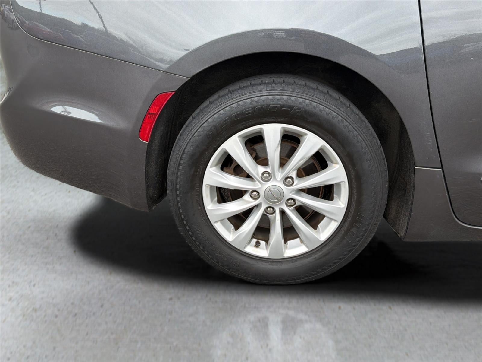 2019 Chrysler Pacifica Touring L