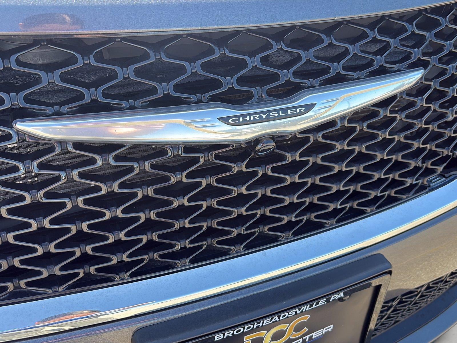 2022 Chrysler Pacifica Touring L