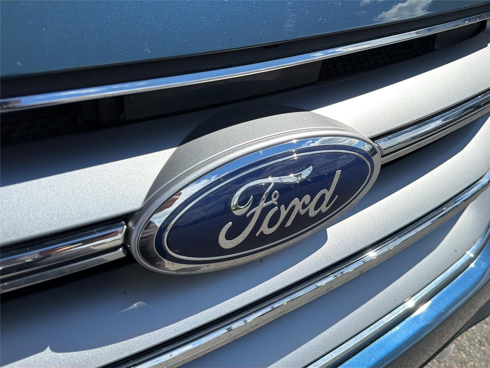 2016 Ford Edge Titanium