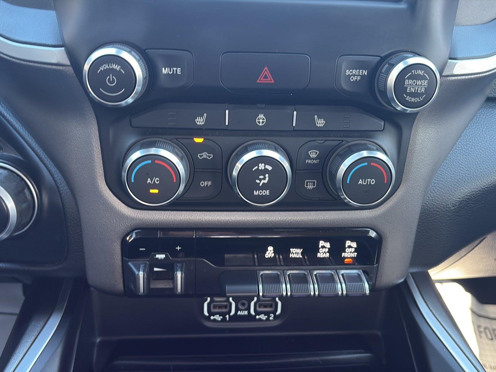 2019 RAM 2500 Big Horn Crew Cab 4x4 6'4" Box
