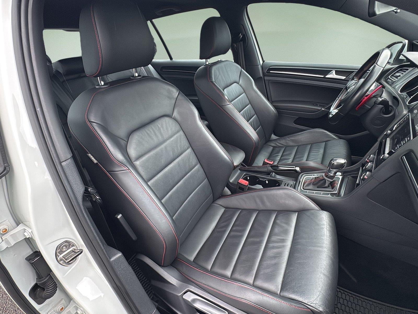 2017 Volkswagen Golf GTI SE 4-Door