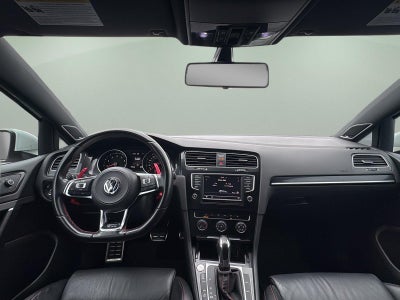 2017 Volkswagen Golf GTI SE 4-Door