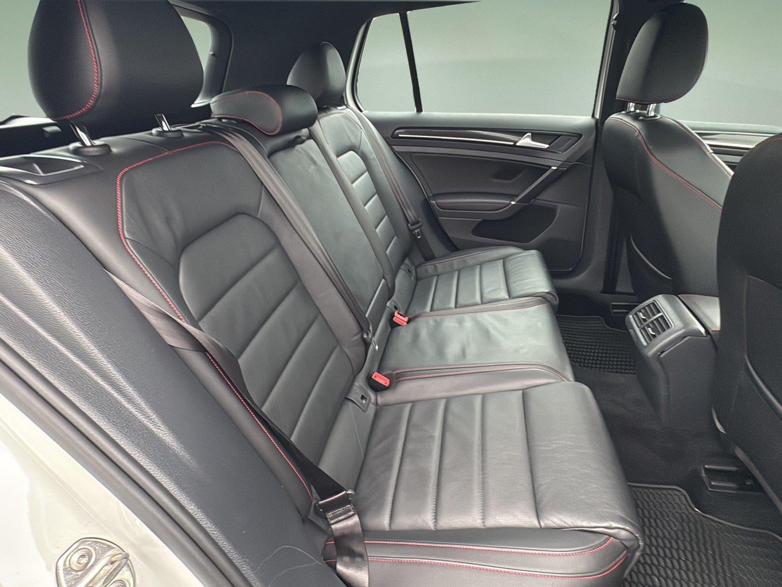 2017 Volkswagen Golf GTI SE 4-Door