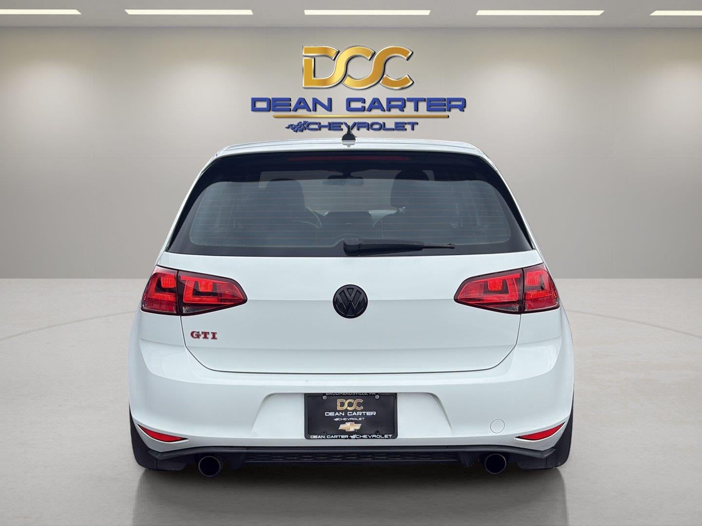 2017 Volkswagen Golf GTI SE 4-Door