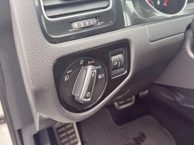 2017 Volkswagen Golf GTI SE 4-Door