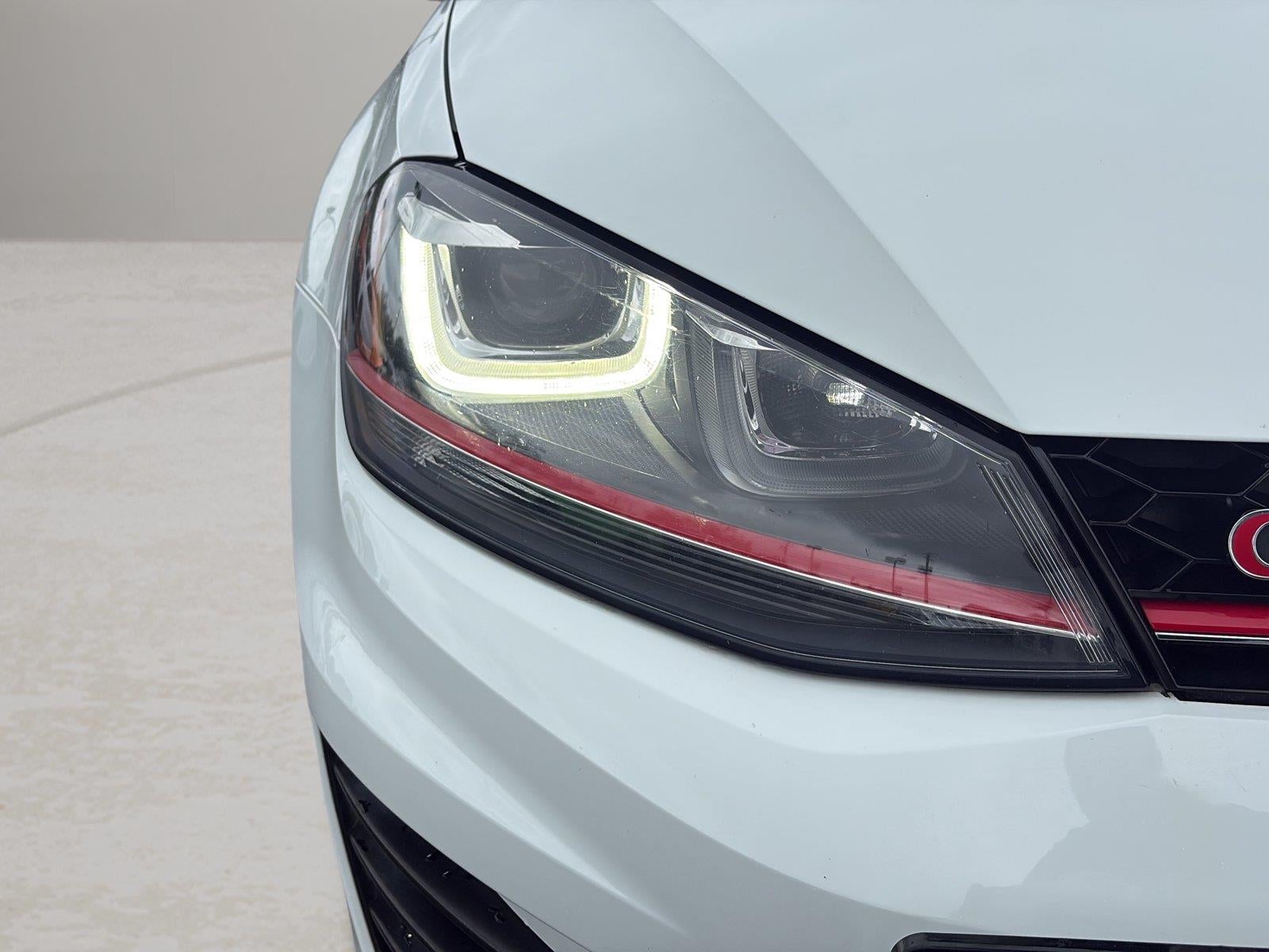 2017 Volkswagen Golf GTI SE 4-Door