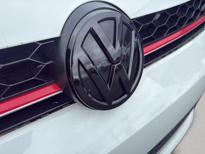 2017 Volkswagen Golf GTI SE 4-Door