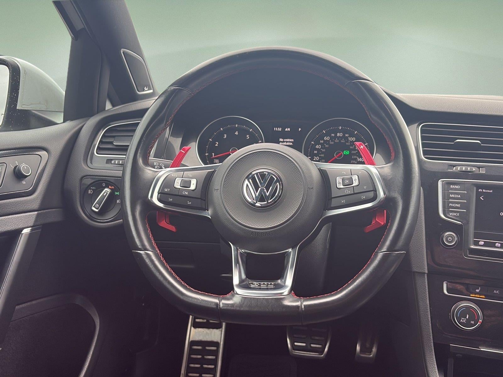 2017 Volkswagen Golf GTI SE 4-Door