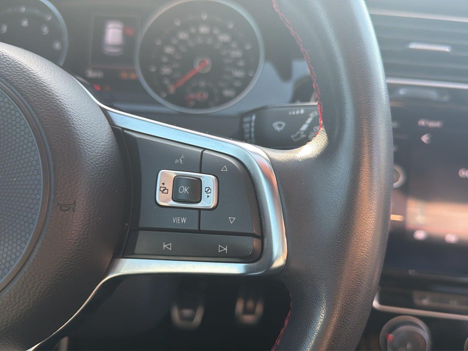 2020 Volkswagen Golf GTI S