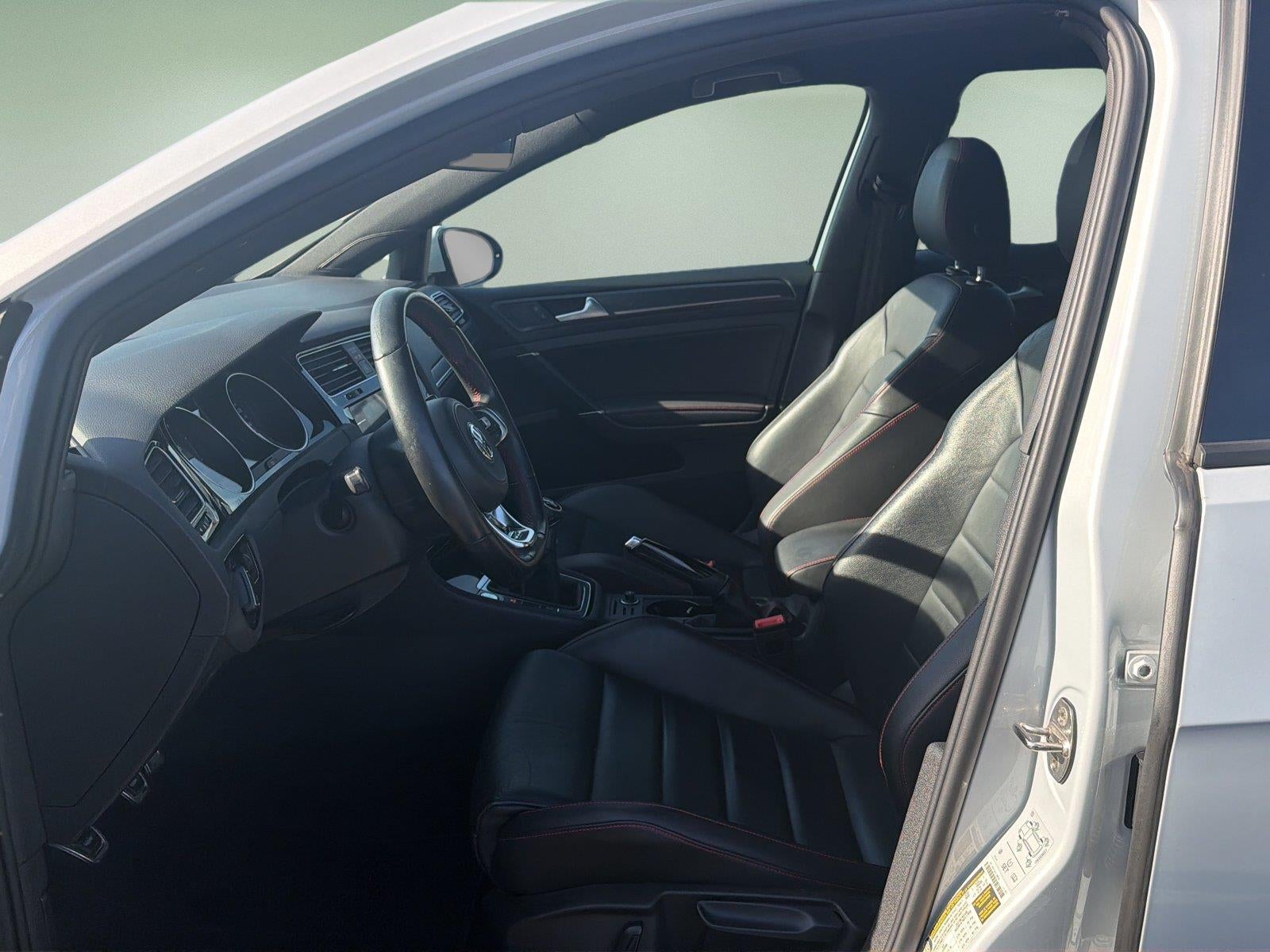 2020 Volkswagen Golf GTI S