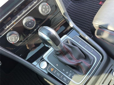 2019 Volkswagen Golf GTI S