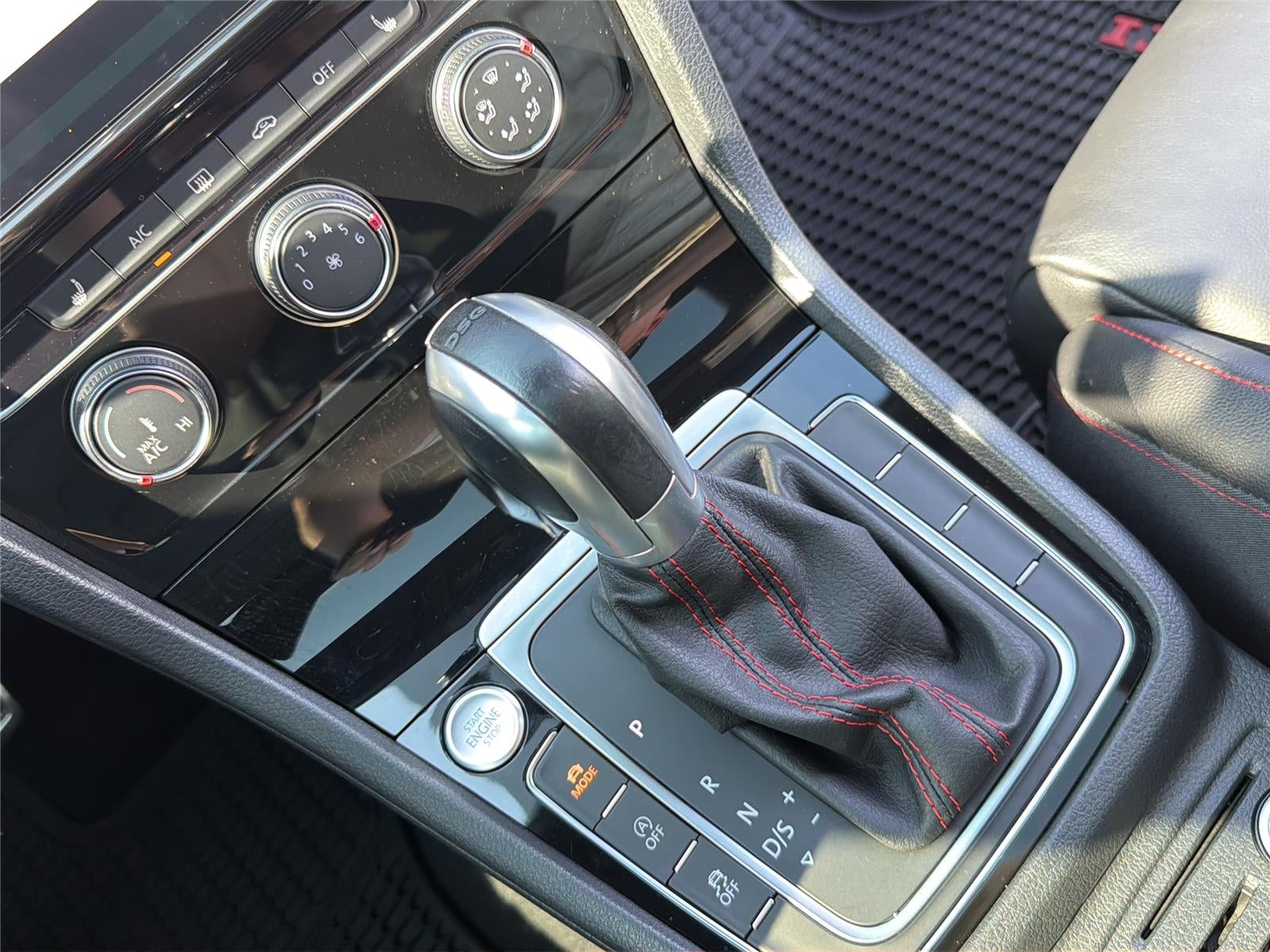 2019 Volkswagen Golf GTI S