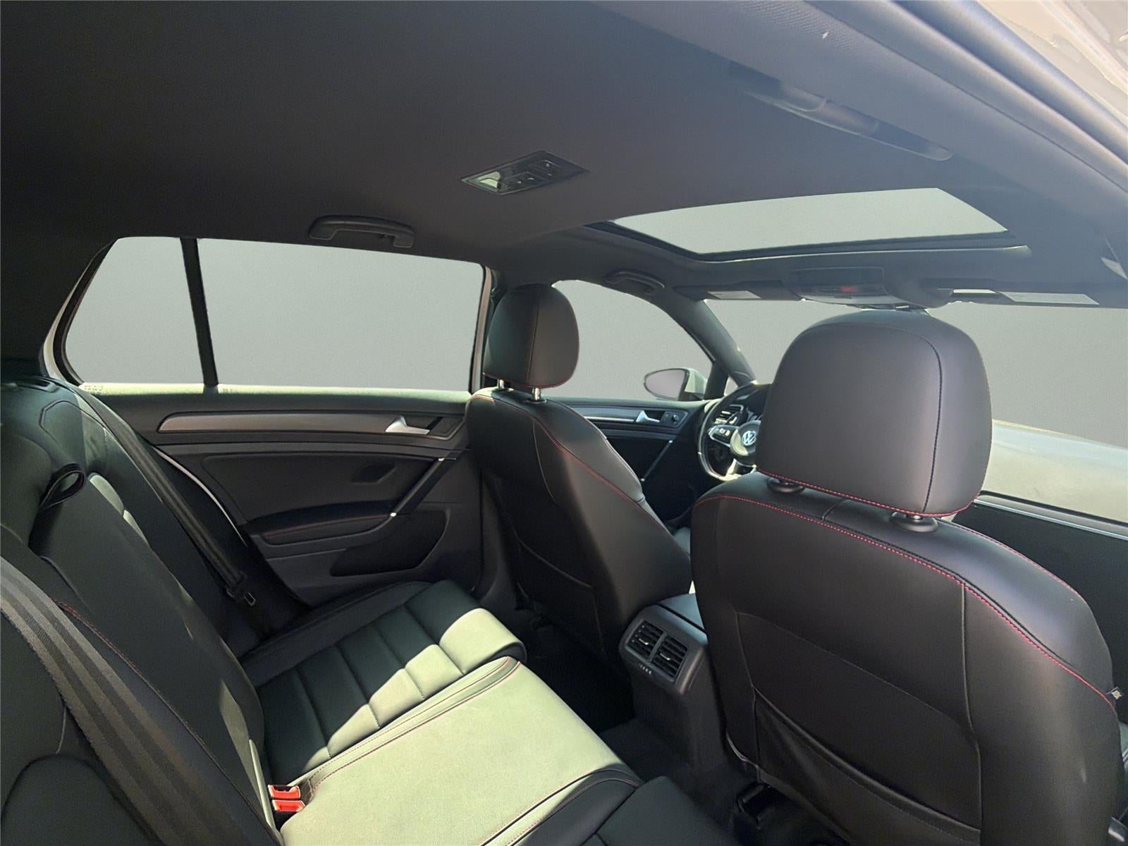 2019 Volkswagen Golf GTI S